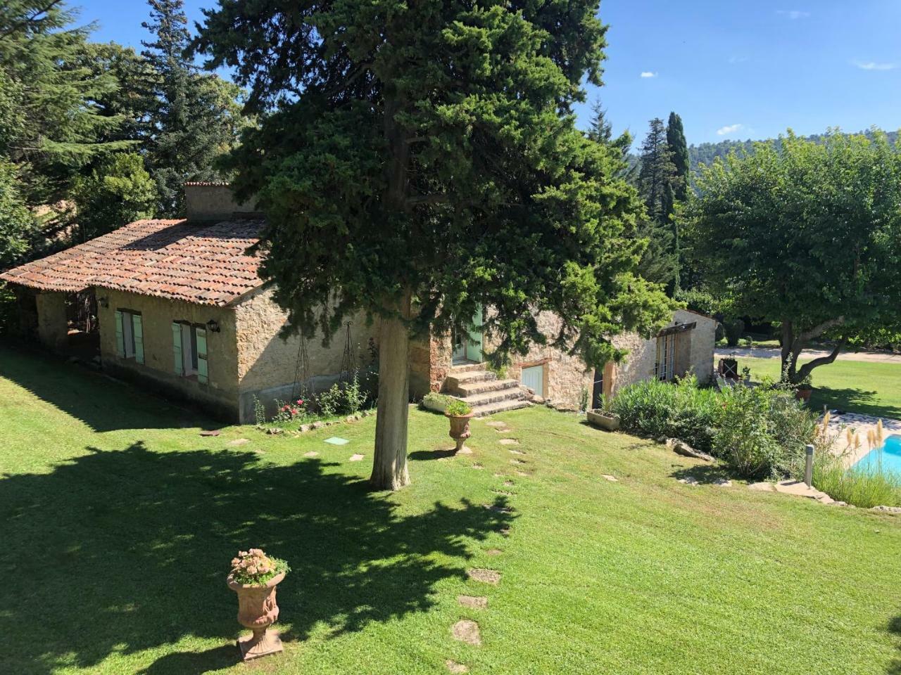 Ferme Le Pavillon Bed & Breakfast Bargemon Exterior foto
