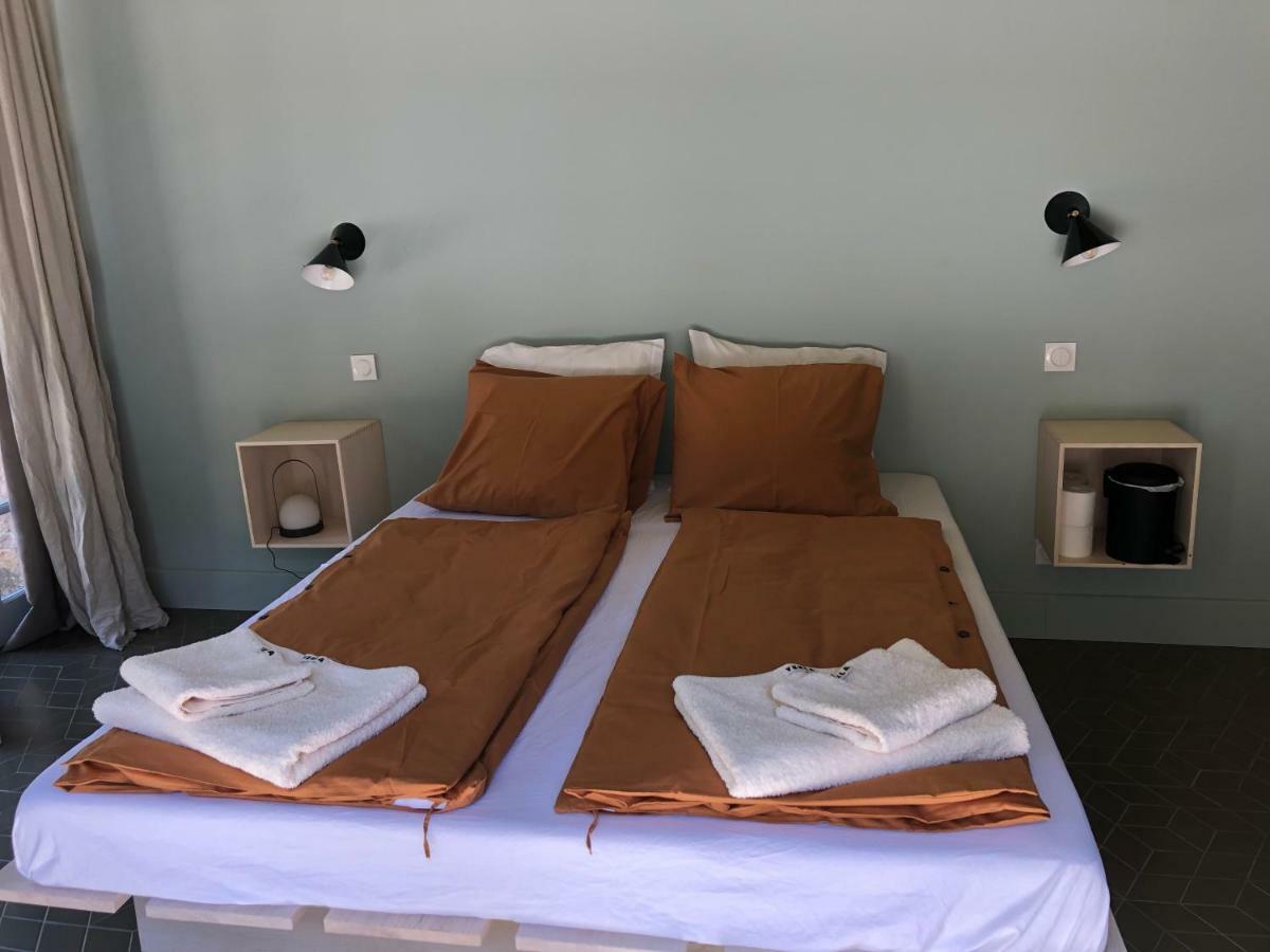 Ferme Le Pavillon Bed & Breakfast Bargemon Exterior foto