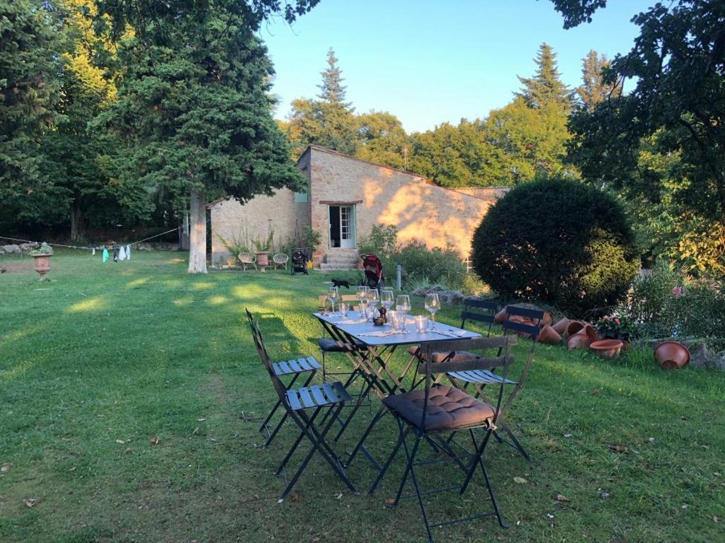 Ferme Le Pavillon Bed & Breakfast Bargemon Exterior foto