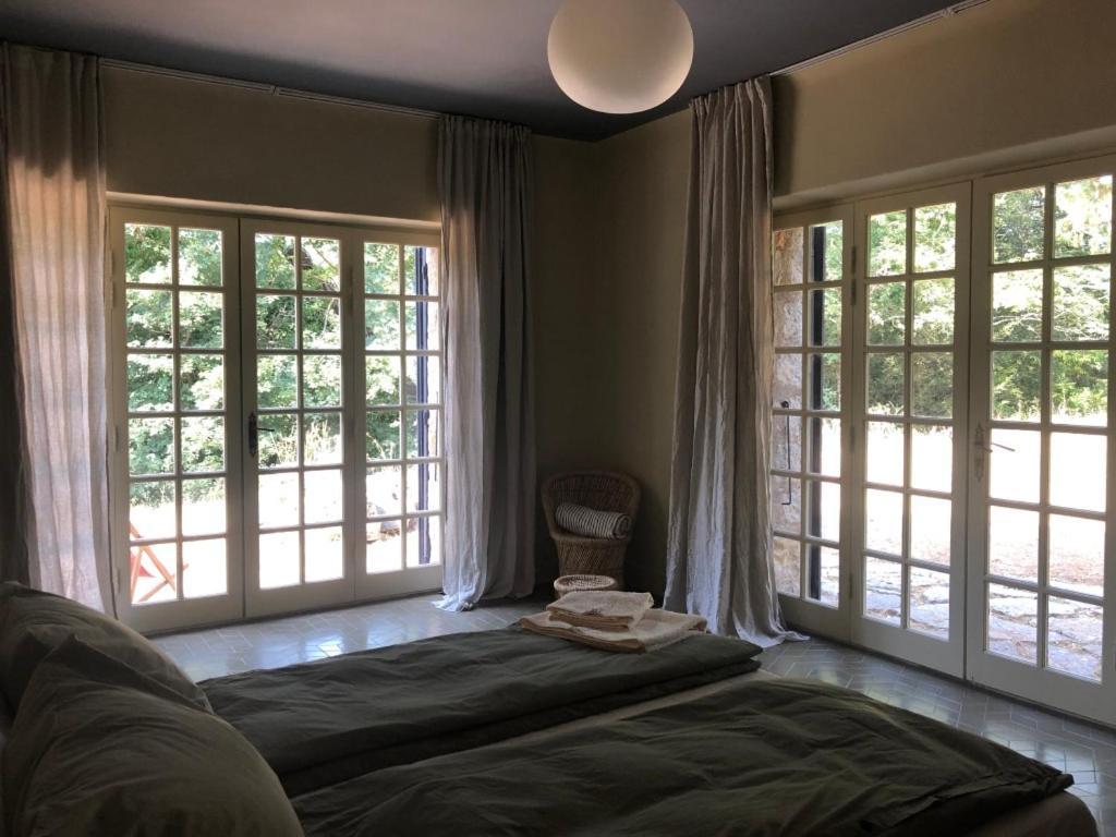 Ferme Le Pavillon Bed & Breakfast Bargemon Exterior foto