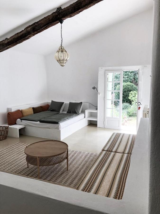 Ferme Le Pavillon Bed & Breakfast Bargemon Exterior foto